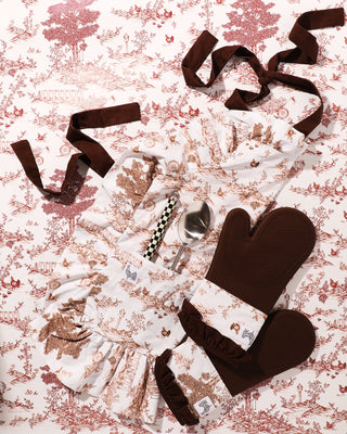 FRIEND OF MINE APRONS